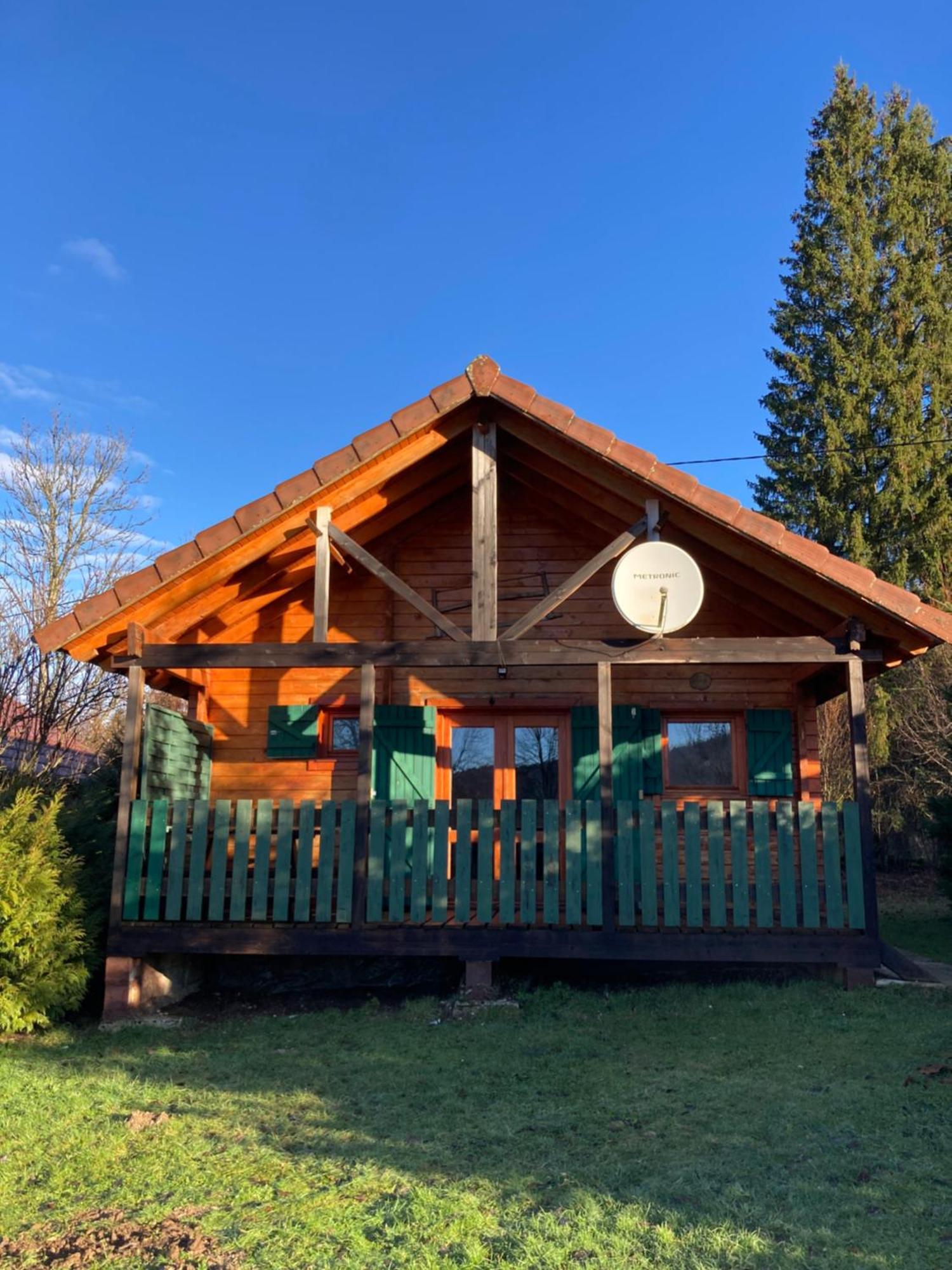 Camping-Chalets La Faviere Lac-des-Rouges-Truites Kültér fotó