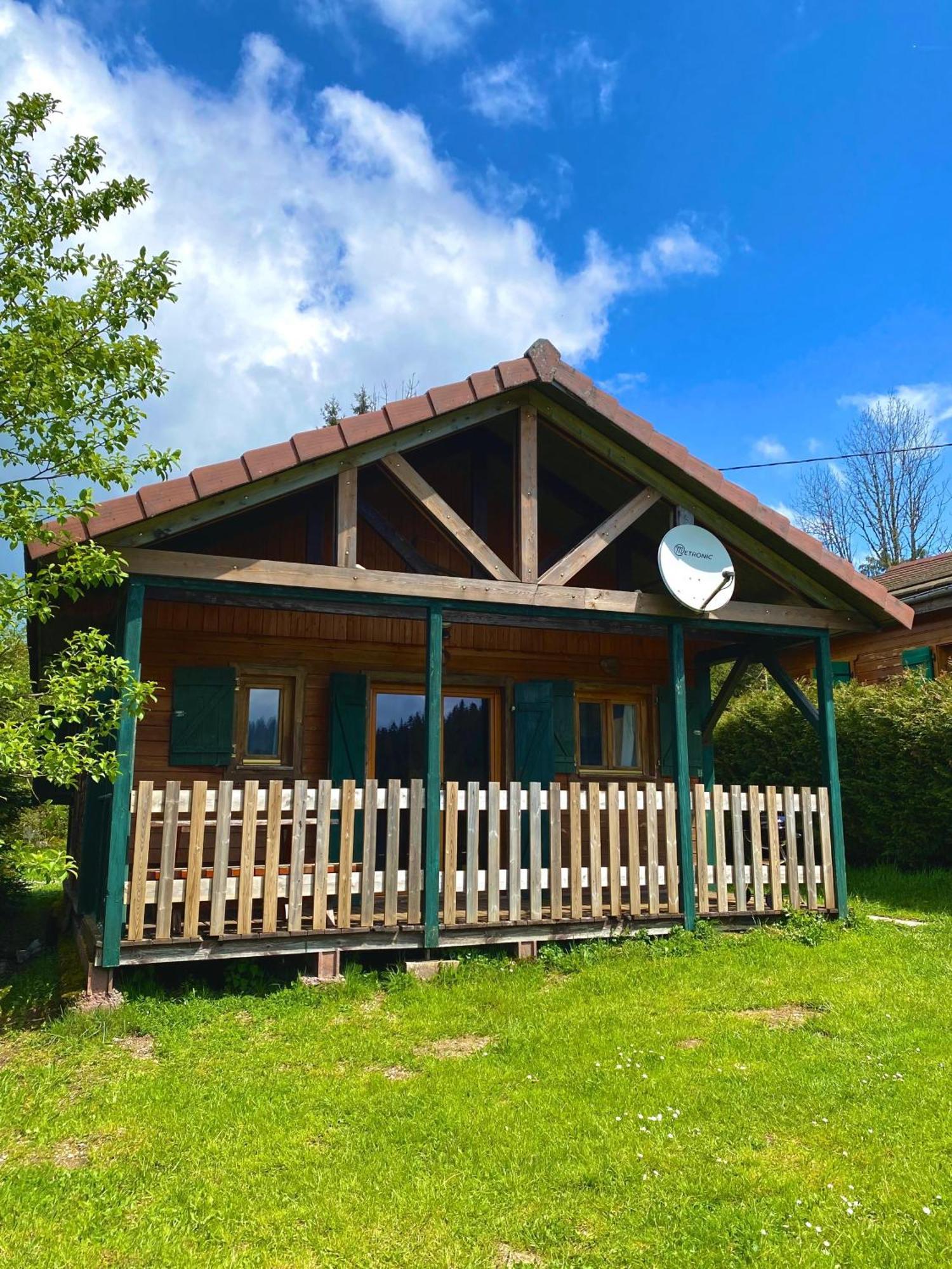 Camping-Chalets La Faviere Lac-des-Rouges-Truites Kültér fotó