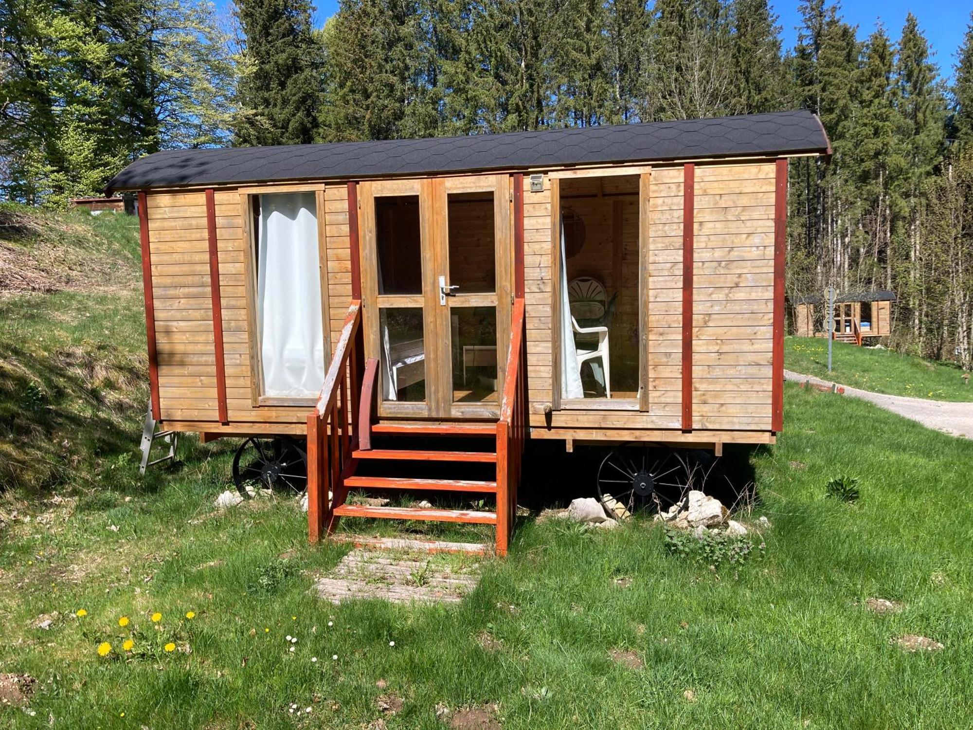 Camping-Chalets La Faviere Lac-des-Rouges-Truites Kültér fotó